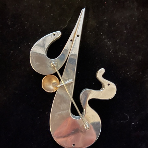 Abstract Silver Brooch - Picture 2 of 4
